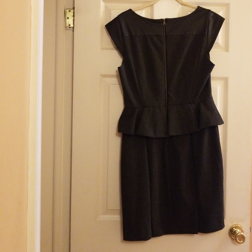 NEW Cynthia Steffe Leather Trim Peplum Dress sz 12 - Picture 4 of 5